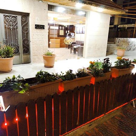 Robou Al Sharq Aparthotel Ammán Kültér fotó
