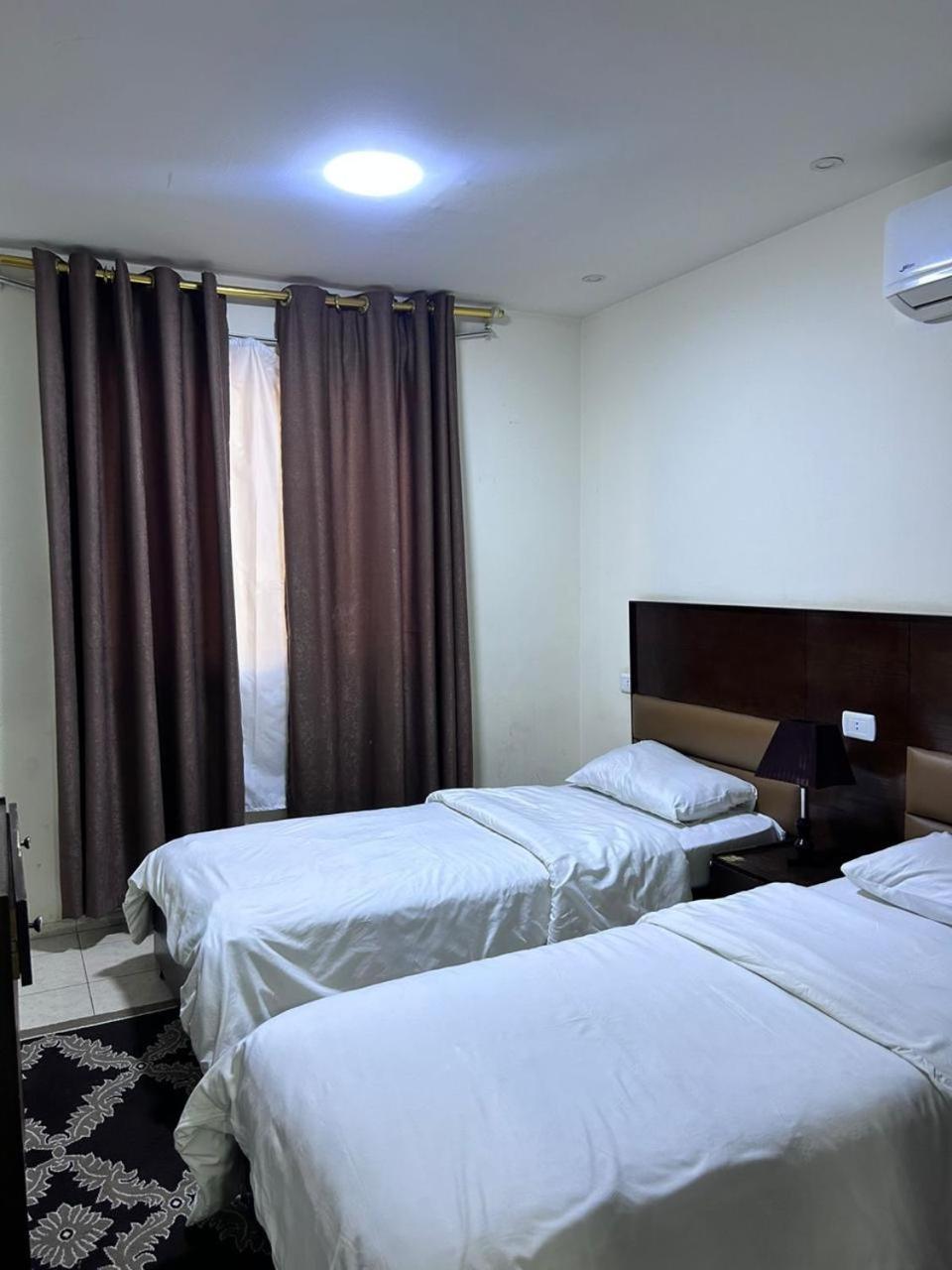 Robou Al Sharq Aparthotel Ammán Kültér fotó