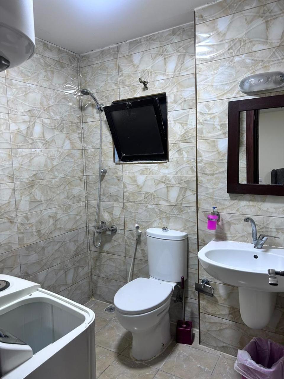 Robou Al Sharq Aparthotel Ammán Kültér fotó