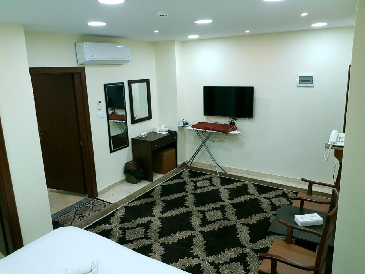 Robou Al Sharq Aparthotel Ammán Kültér fotó